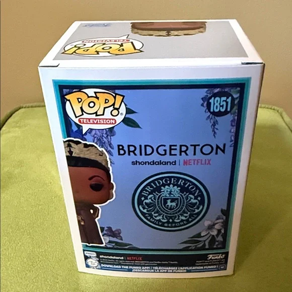 Funko Pop! Bridgerton Lady Danbury - Picture 5 of 8